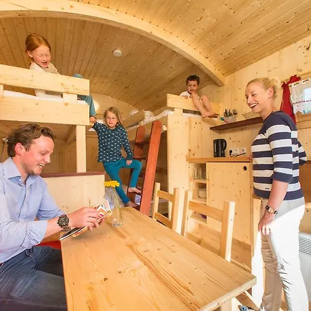 פארק נופש Natur-resort Tripsdrill