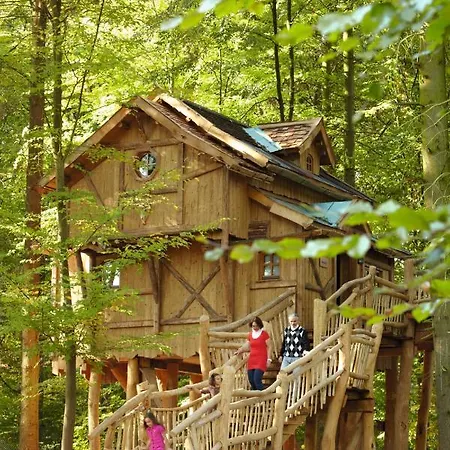 פארק נופש Natur-resort Tripsdrill 2*