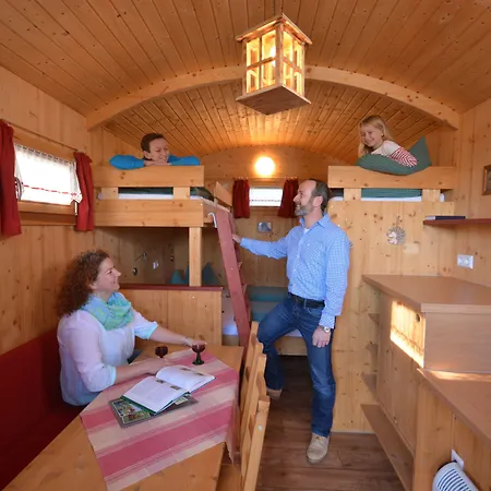 Natur-resort Tripsdrill פארק נופש 2*