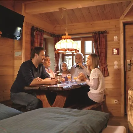 Natur-resort Tripsdrill פארק נופש קליברון